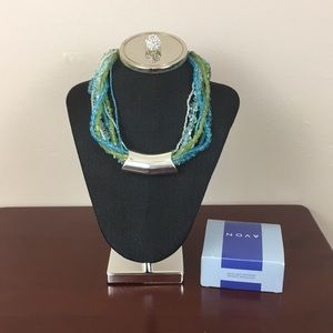 Avon Aqua Multistrand Beaded Necklace 📿